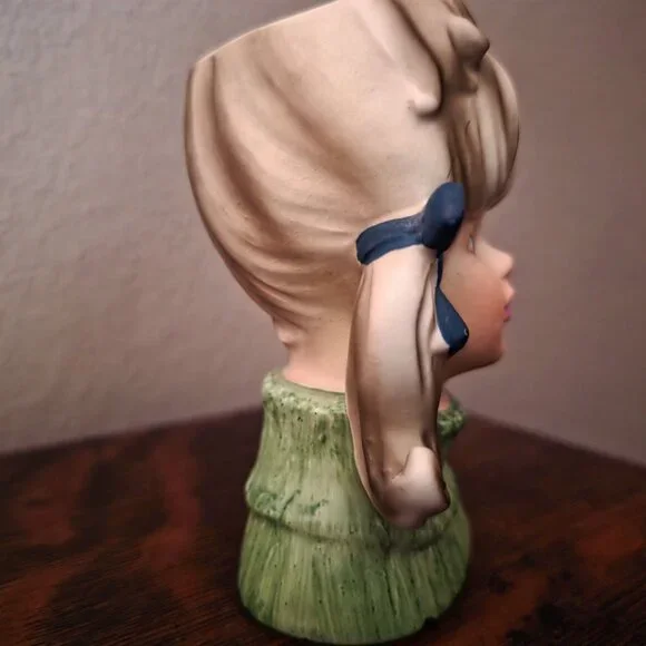 Vintage Teen Head Vase - Picture 4 of 8